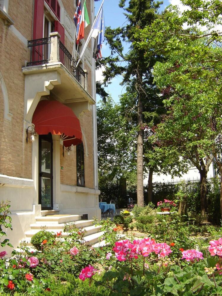Villa Elda Boutique Hotel Siena Dış mekan fotoğraf